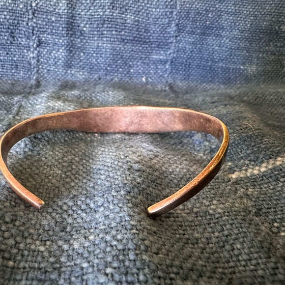 Vintage Native American Bangle - Picture 3 of 4